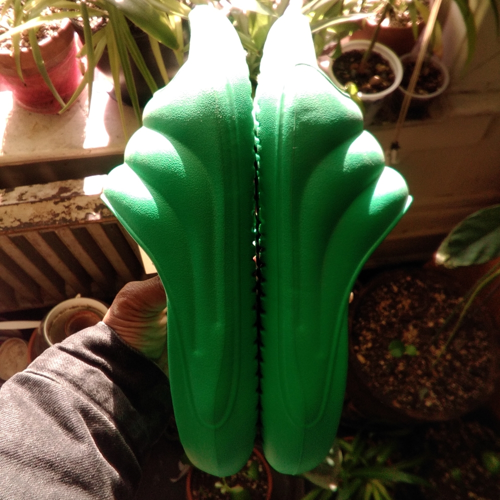 Casual Art Decoish Vibe Green Slide Sandals - Picture 10 of 10
